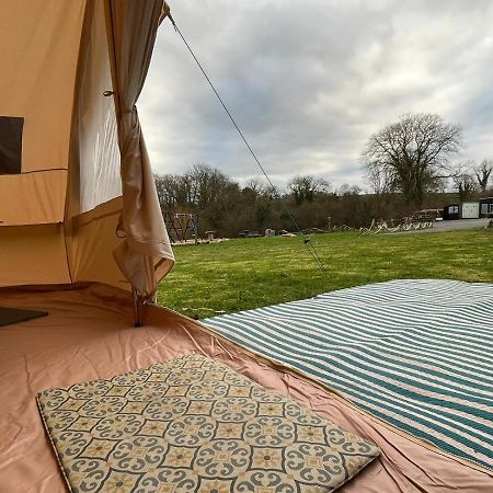 1 Glamping Tent With Kitchen & Electric On Small Family Campsite, No Bedding Supplied Narberth Zewnętrze zdjęcie